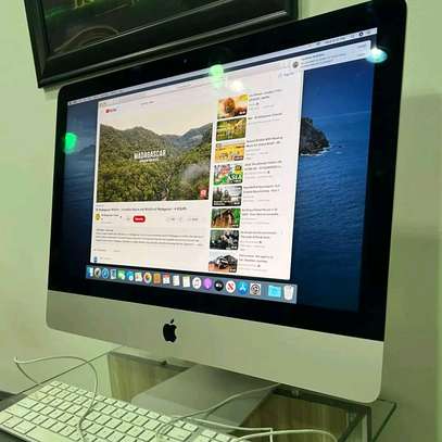 iMac 21.0  early 2013 image 4