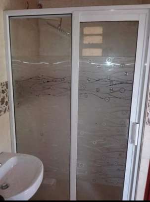 Shower Cubicles with Aluminum & glass installation image 4