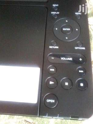 SONY portable DVD/USB player image 7
