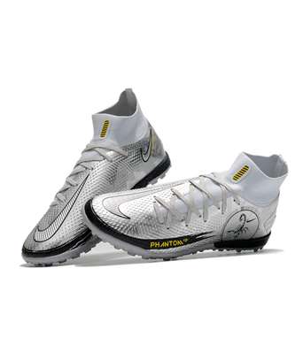 Limited Edition Nike Phantom Gt 