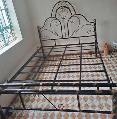 Simple and super quality and durable metallic beds image 10