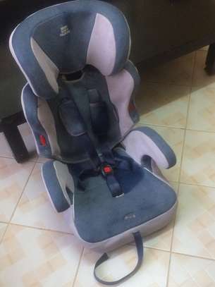 Child booster car seat image 1