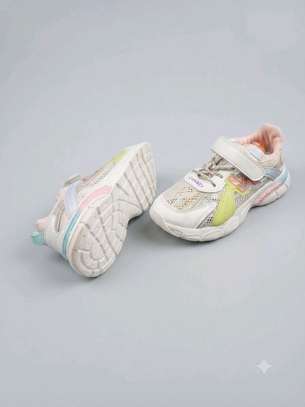 Sneakers unisex thrift image 4