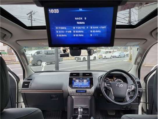 2020 TOYOTA LAND CRUISER PRADO TX L Package image 9