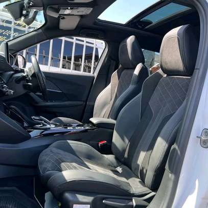 PEUGEOT 2008MODEL 2020MODEL SUNROOF image 4