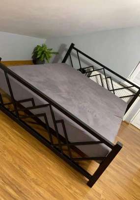 Elegant metallic beds image 5