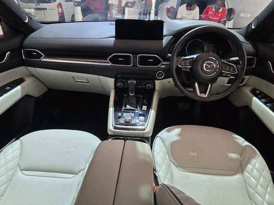 Mazda cx8, 2021 model petrol image 9