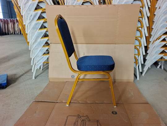 Blue Affordable Banquet Chair image 3