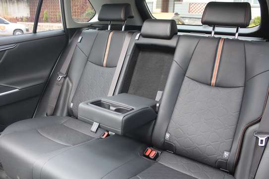 Toyota Rav4 Adventure Leather Sunroof 2019, 29,000 Kms image 10