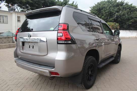 Toyota Landcruiser Prado TX-L 2019 18,000 Kms image 4