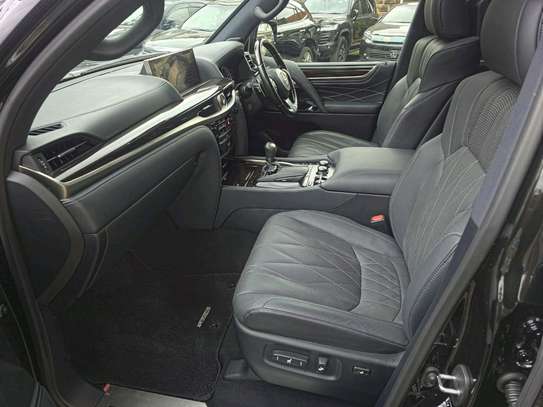 2020 Lexus LX570 image 2
