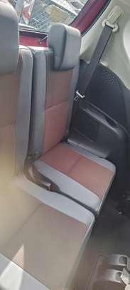Toyota Sienta hybrid Redwine 2019 2wd image 6