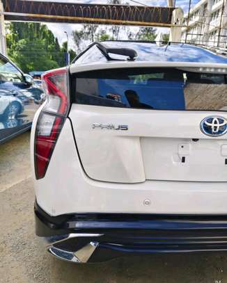 Toyota Prius hybrid image 5