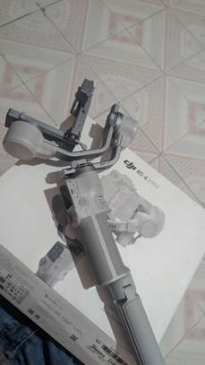 DJI RS4 Mini Gimbal image 2