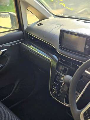 Daihatsu Move custom 2020 image 2