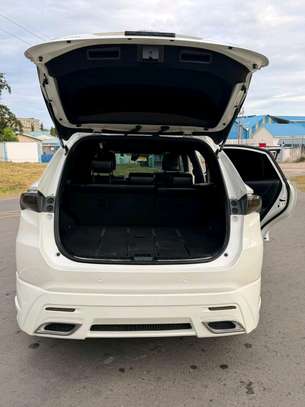 toyota harrier  sunroof used on offer image 5