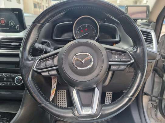 Mazda Axela Sunroof 2200cc 2018 image 7