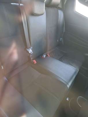 Toyota vitz GR hybrid 2019 image 7