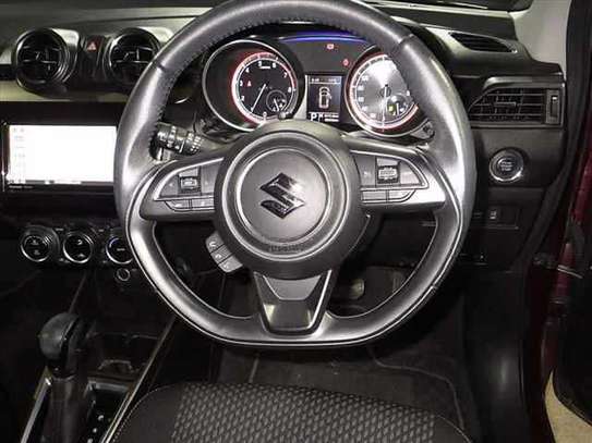 2019 SUZUKI SWIFT XR LIMITED image 6