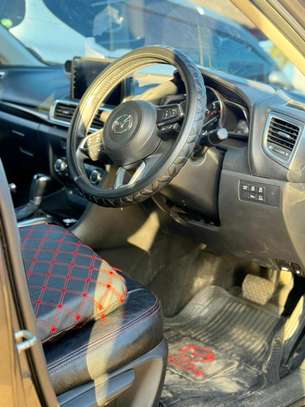MAZDA AXELA SEDAN 2019 image 5