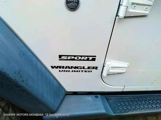 Jeep wrangler Sahara 2018 3000cc image 5