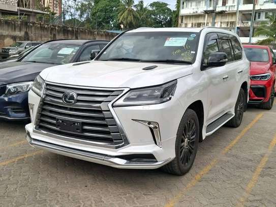Lexus LX570 White 2019 Sport image 2