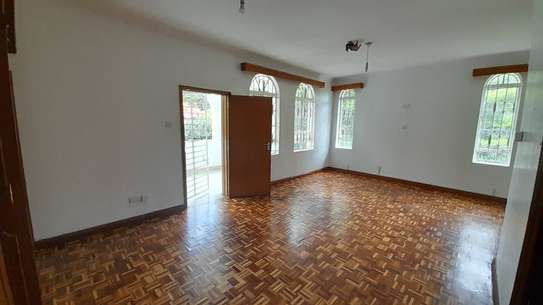 4 Bed House with En Suite in Spring Valley image 34