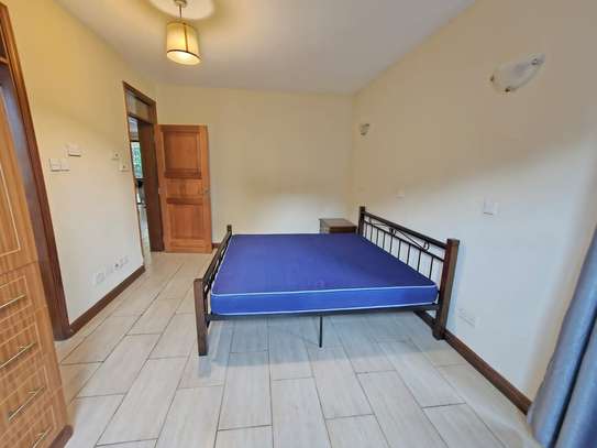 4 Bed House with En Suite in Runda image 6