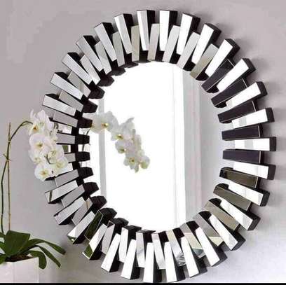 Round Cerrated Decor Mirror image 3