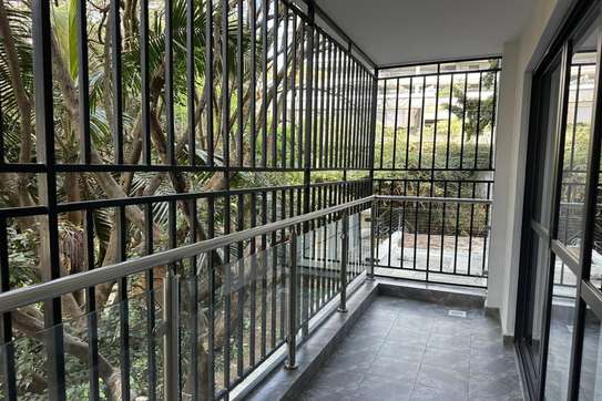 2 Bed Apartment with En Suite in Riverside image 4