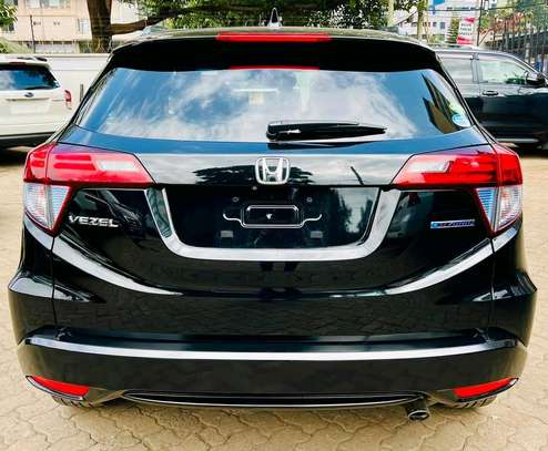 Honda Vezel hybrid image 5