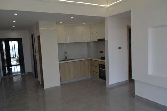 1 bedroom along Riara road to rent. image 6