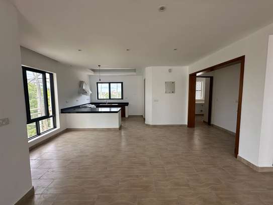 Serviced 1 Bed Apartment with En Suite at Diani Beach Road image 6