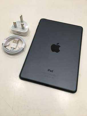 Apple iPad mini 2 16GB, Wi-Fi  7.9" - Space Gray image 1