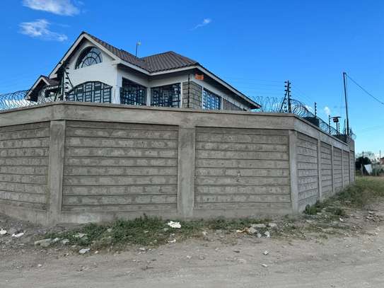 4 Bed House with Garden at Kitengela image 10