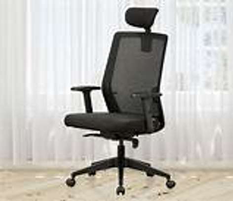 Office Chair: High Back Mesh Office Chair image 5