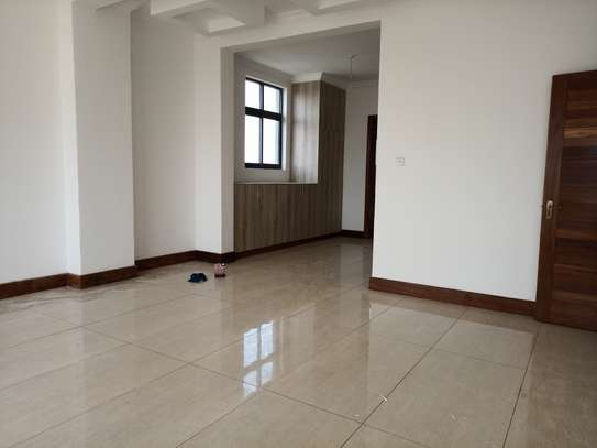 4 Bed Apartment with Swimming Pool in General Mathenge image 9