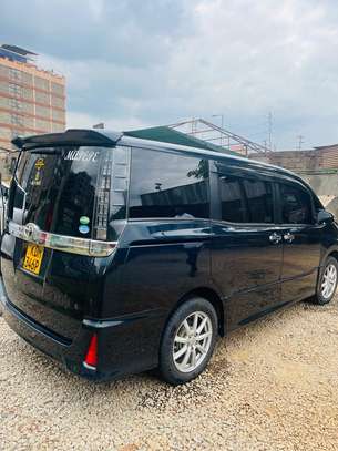Toyota Voxy and Noah For Hire image 1