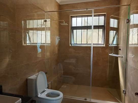 6 Bed House with En Suite in Lower Kabete image 6
