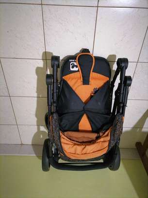 Baby stroller image 8