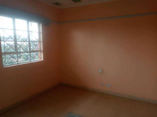 THREE BEDROOM APARTMENT AVAILABLE TO RENT IN KINOO image 2