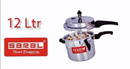 High quality 3litres  saral pressure cooker image 1