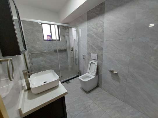 3 Bed Apartment with En Suite at Othaya Road image 32