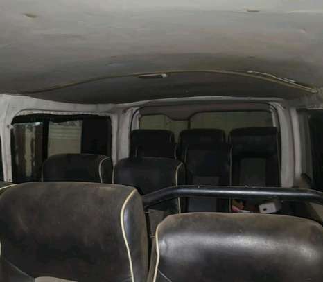 Toyota hiace 7L image 2