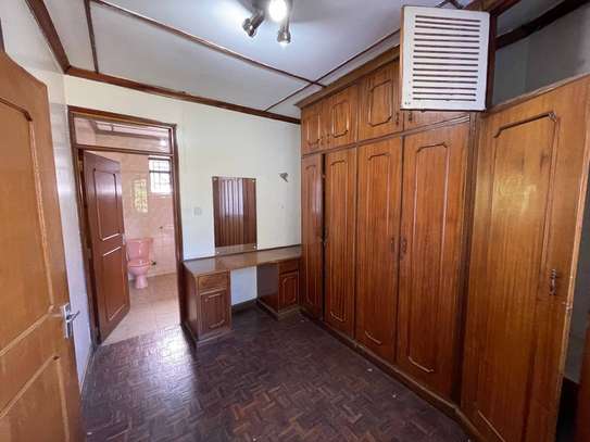 4 Bed House with En Suite in Kileleshwa image 11