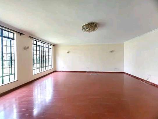 5 bedrooms villa for rent in Karen Nairobi image 4