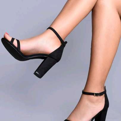 Chunky heels image 5