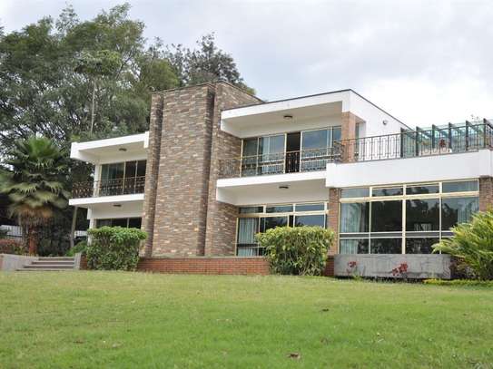 8 Bed Villa in Lavington image 35