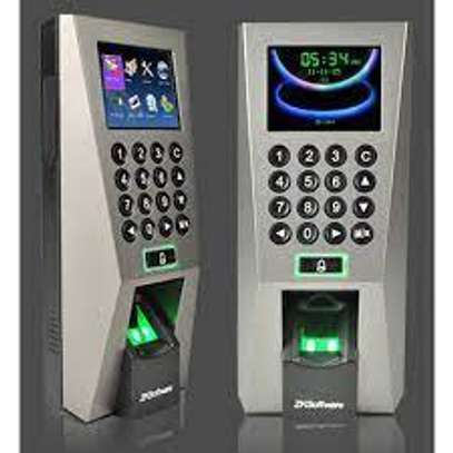 ZKTeco F18 Biometric access control image 1
