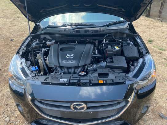 Mazda Demio 2015 image 9